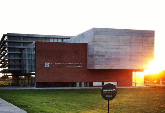 Universidad Empresarial Siglo 21